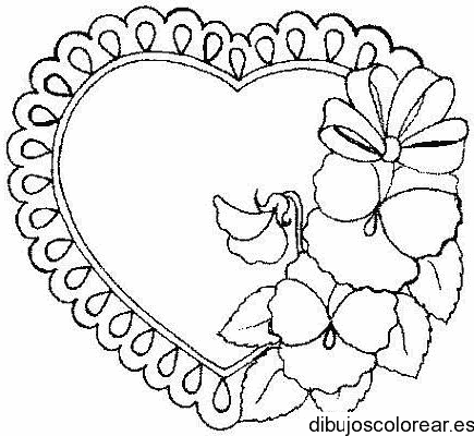 Dibujo de un corazón con flores