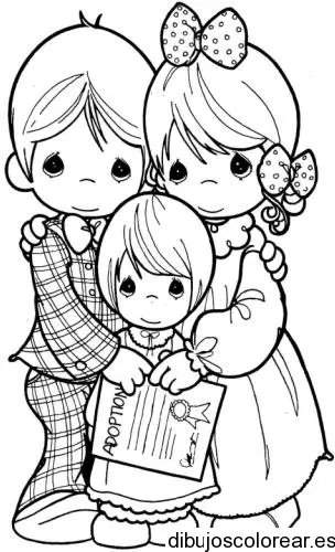 Dibujo de tres niños adoptados