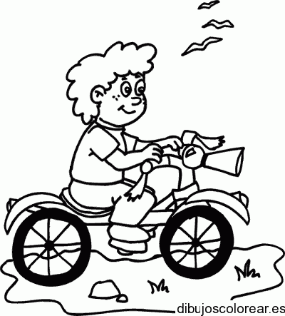 Dibujo de un niño jugando en verano
